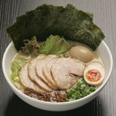 ゴル麺 横浜本店 横浜駅 ラーメン ぐるなび