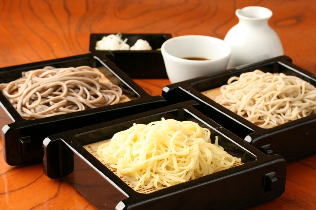 本陣房 はなれ の三色もり