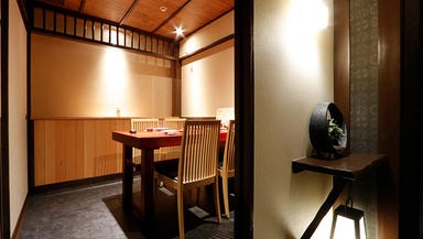 日本酒と鮮魚 本陣房 はなれ  店内の画像