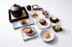 季節会席【五千円】　6,050円（税サ込）