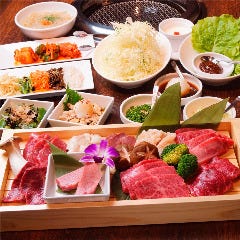 和牛焼肉ブラックホール 池袋西口店 池袋 焼肉 ぐるなび