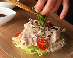 丁寧に作られた料理はシェフの お客様への思いが溢れています