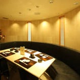 会食・接待は寛ぎの半個室で
寿司<和食>と美酒で大切な一時を。