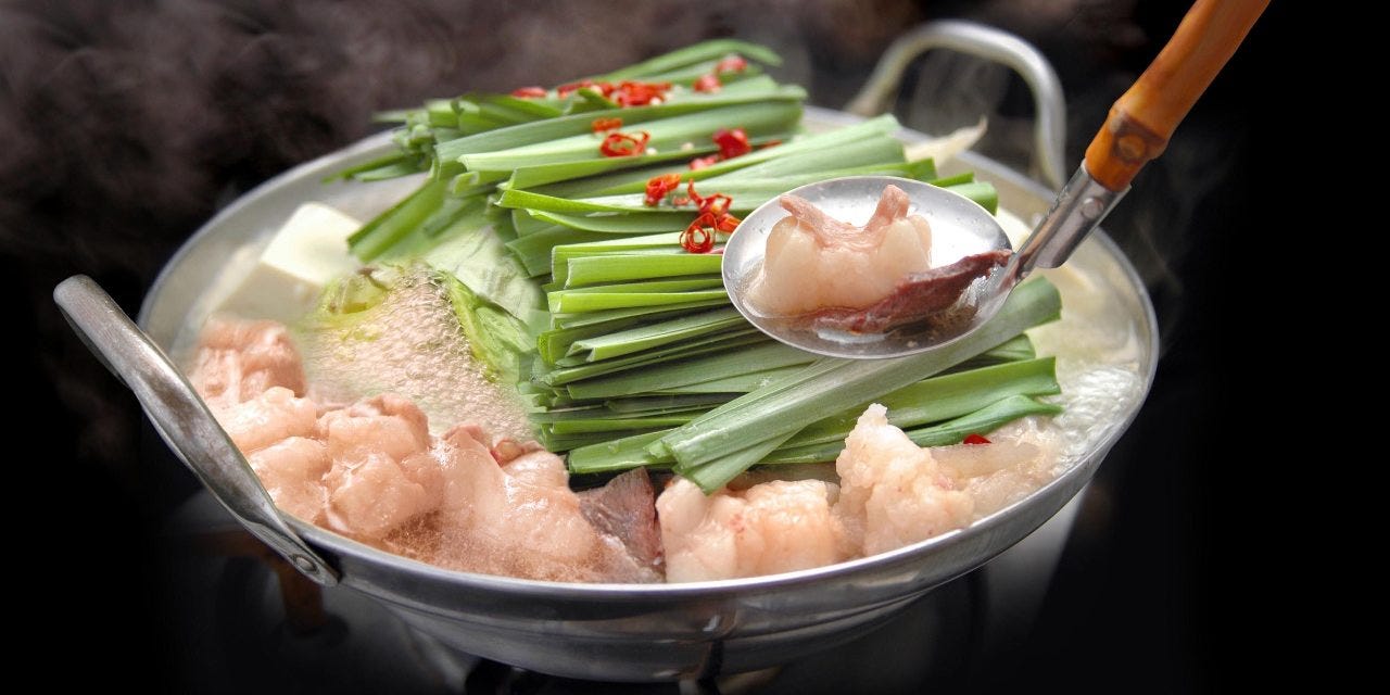 原価酒場 はかた商店 関内 のはかたもつ鍋