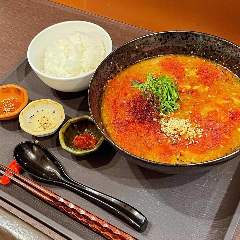 罪無き麻婆豆腐100％plants base六本木店