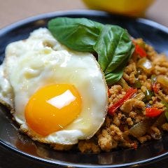 お肉とアジア料理 Meet Meat(ミートミート)バスマチ店