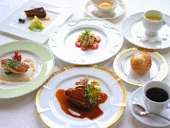 季節の厳選食材を使用したフレンチ 様々な用途にご利用頂けます
