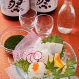 新鮮な御造りと辛口の日本酒の相性をお愉しみください