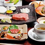 カワムラが厳選する極上「海の幸」と「ステーキ」を食べ比べ『甘鯛・ステーキコース』