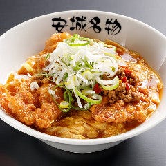 特製台湾ミンチのせ北京飯