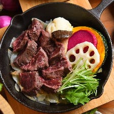 お肉料理もヘルシーに！野菜たっぷり