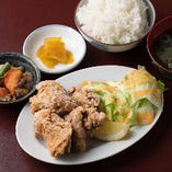 国産地鶏のから揚げ定食