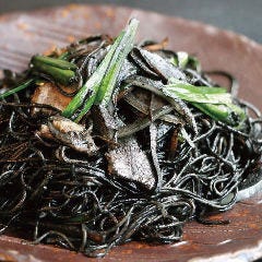 イカ墨ソーメンちゃんぷるー イカ墨ソーメンちゃんぷるー