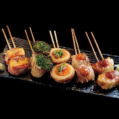 人気の！豚巻き串 ５本全部盛り