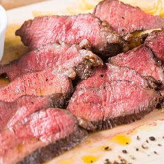 人気満点！！特選牛のステーキ