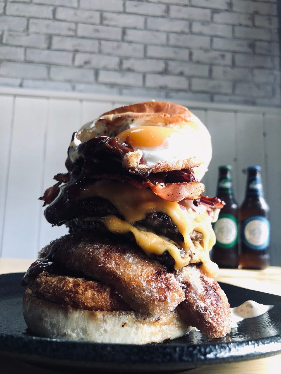 ザ アルケミスト バーアンドダイニング 写真 ぐるなび