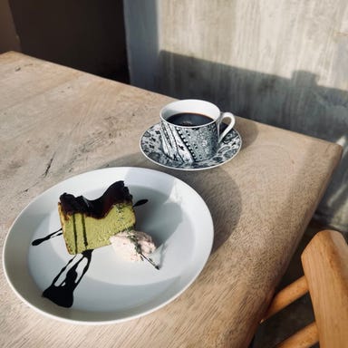 CAFE CELLU LOID(カフェ セルロイド)_抹茶のバスク