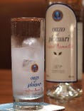 ギリシャの国民酒『OUZO(ウゾ)』、ギリシャでも大人気の銘柄「プロマリ」をギリシャから直輸入しています♪