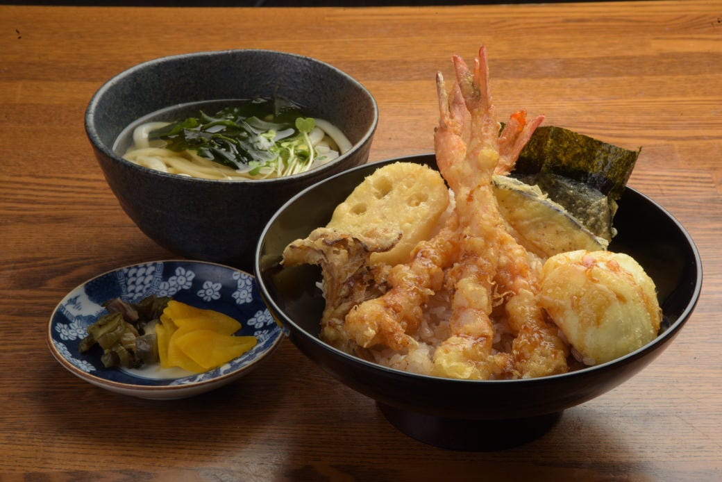 梅田スカイビルの周辺ランチ『天ぷら なにわ瓢天』のランチイメージ