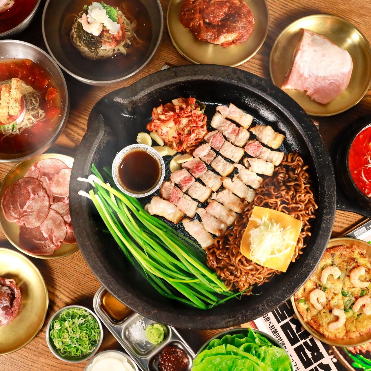 肉×鍋×韓国料理 韓国バル OKOGE 梅田東通り店
