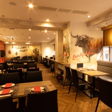 シュラスコ&バイキングレストラン ALEGRIA 帯屋町店_広々としたシュラスコレストラン