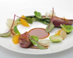 レストラン Difference