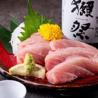 魚河岸商店 新橋駅前店_漁港直送!その日の捌きたて鮮魚に舌鼓