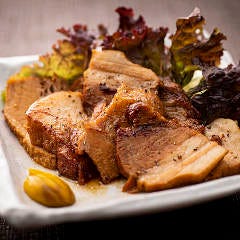 肉！肉！肉！ 人気沸騰中！大人気♪厚切りチャーシュー！