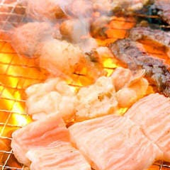 炭火焼肉 昭和ホルモン お初天神店