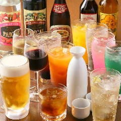 ビールや日本酒、カクテルなど、豊富な種類のドリンクが飲み放題