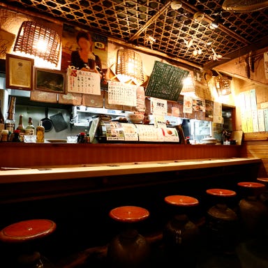 和食居酒屋 でこ八 水道橋店 店内の画像