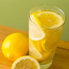 オリジナルレモンサワーが人気！