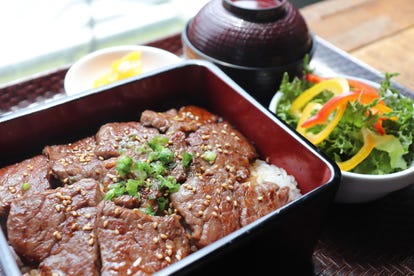 ゆったり個室 今治で食事 ディナー 人気の完全個室 ソファー席など ぐるなび