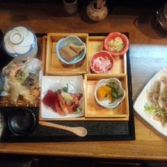 旬菜酒房いなせ。