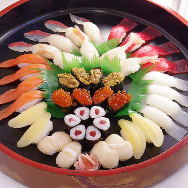 宅配 すし魚屋_4名 にぎわい