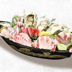 個室完備 まぐろ居酒屋 さかなや道場 名古屋駅太閤通口店_＜生本まぐろ　活あじ　生かき＞大漁舟盛り