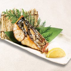 個室完備 まぐろ居酒屋 さかなや道場 名古屋駅太閤通口店_本日の焼き魚
