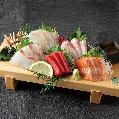 個室完備 まぐろ居酒屋 さかなや道場 名古屋駅太閤通口店_＜本まぐろ入り＞刺身5点盛合せ