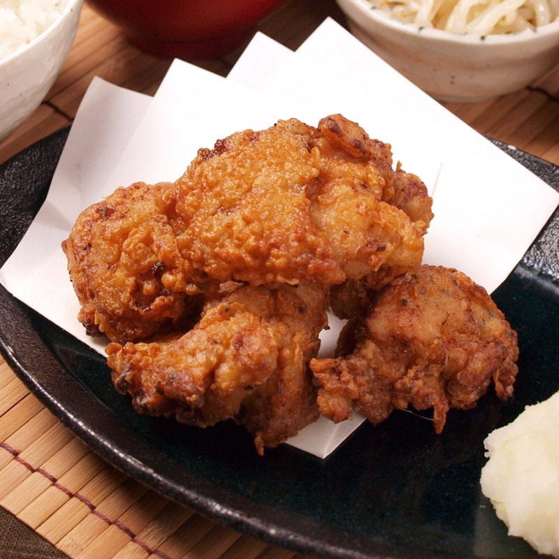 新宿でランチに行きたい焼き鳥店9選 昼限定の炭火焼き鳥重やとろとろ親子丼など Favy ファビー
