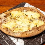 淡路島玉ねぎとチーズのピッツァ