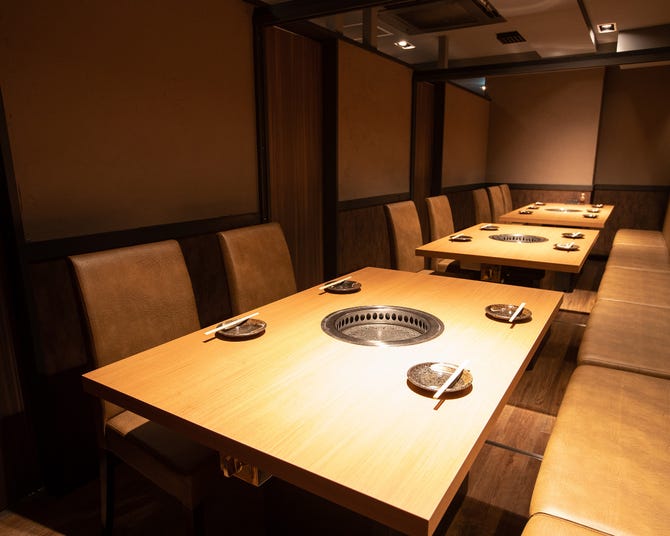 炭火焼肉 にくなべ屋 神戸びいどろ 北野坂店 三宮 焼肉 ぐるなび