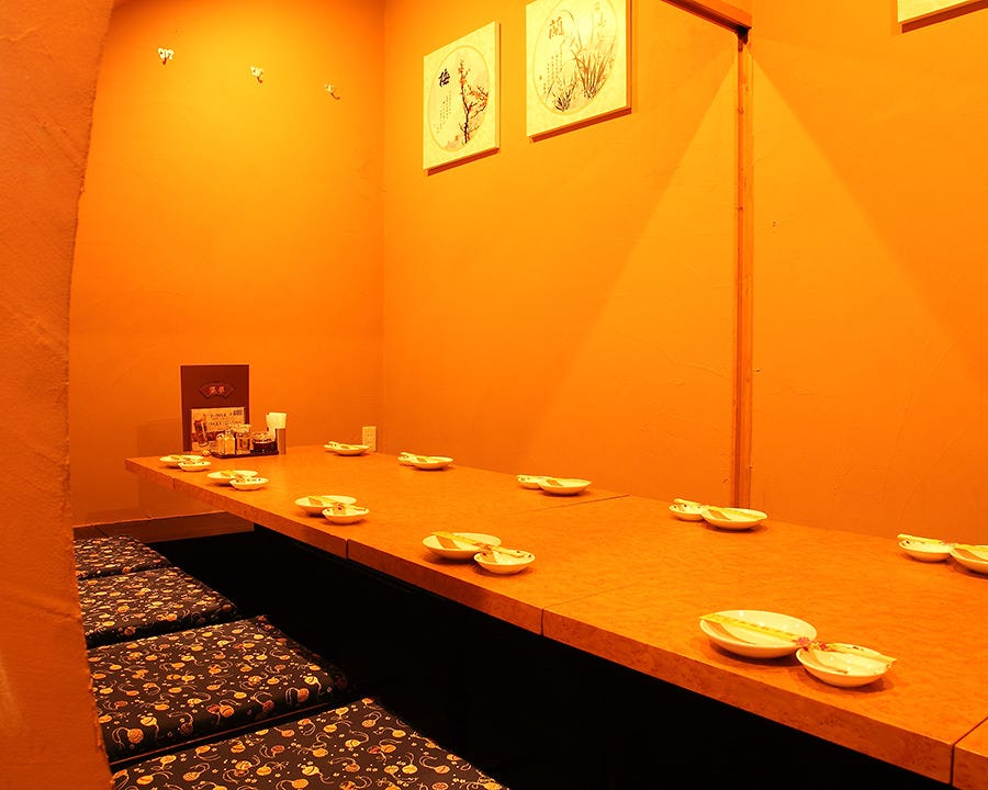 完全個室 食べ飲み放題 赤坂餃子楼 本店 赤坂 居酒屋 ぐるなび
