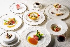 フランス料理「ザ・メインダイニング」