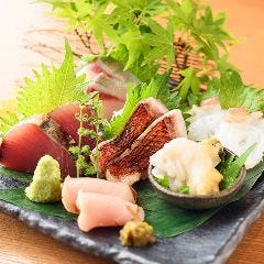 職人技が楽しめるお料理の数々。
