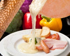 湯島 ワンズラクレット チーズ料理専門店 