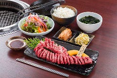 信州焼肉 NAMSAN 上田秋和店