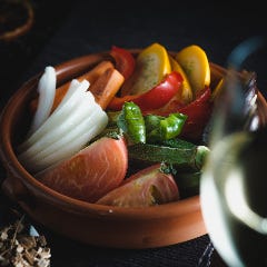 プロースト東京 ソーセージ 燻製バル 秋葉原店 自慢の食材 千葉県の自社農園プローストファームで作ったお野菜 ぐるなび プロースト東京 ソーセージ 燻製バル 秋葉原店 自慢の食材 千葉県の自社農園プローストファームで作ったお野菜 ぐるなび
