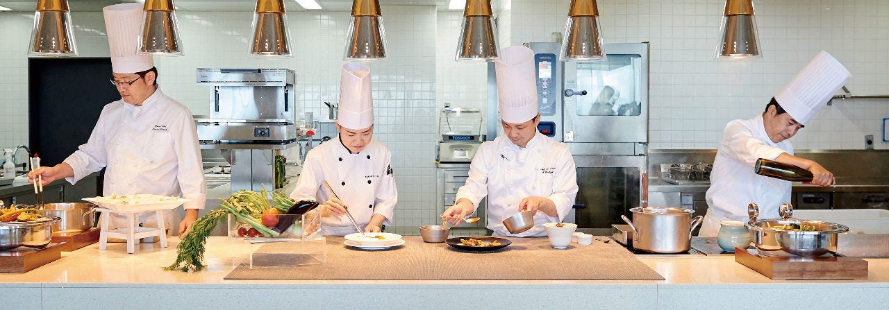 日本平ホテル オールデイダイニング ザ テラス 清水 フレンチ フランス料理 ぐるなび