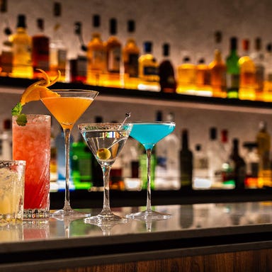 LOUNGE & BAR_ここでしか出会えないカクテル