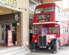 カフェレストラン＆バー ダブルデッカー 美浜店 
